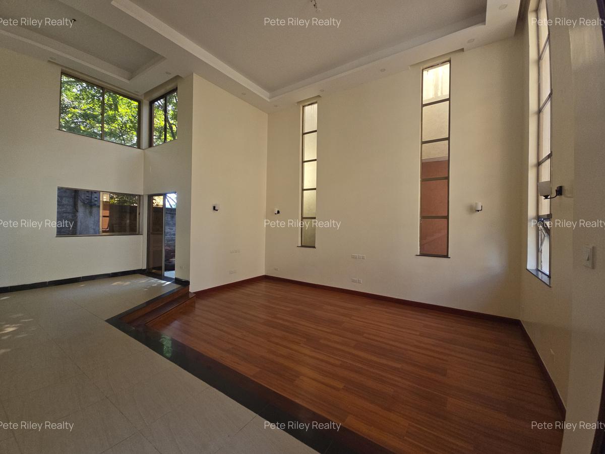 5 Bed Villa with En Suite at Chalbi Drive - 3
