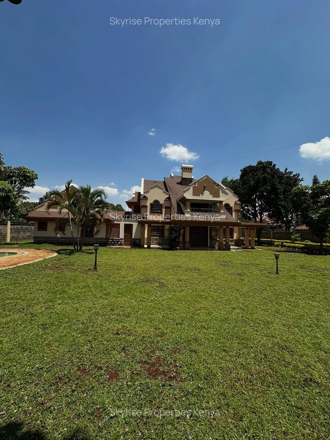 5 Bed House with En Suite in Runda - 2