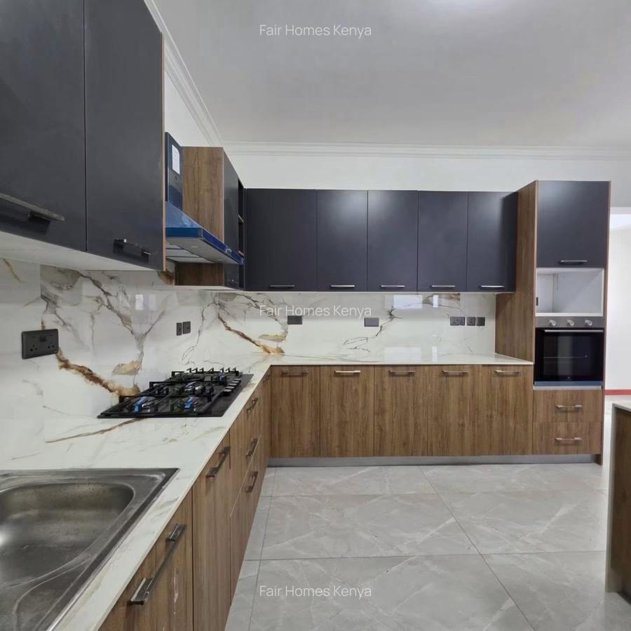 3 Bed Apartment with En Suite at Othaya Road - 9