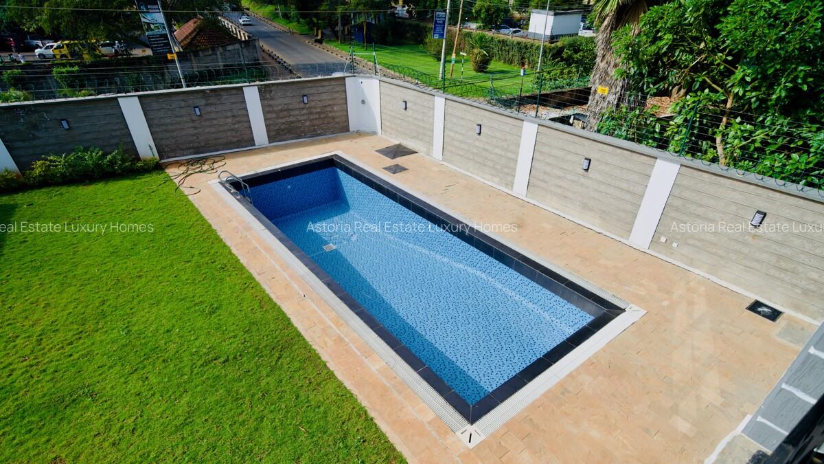 5 Bed Villa with En Suite at 2026-377 - 4