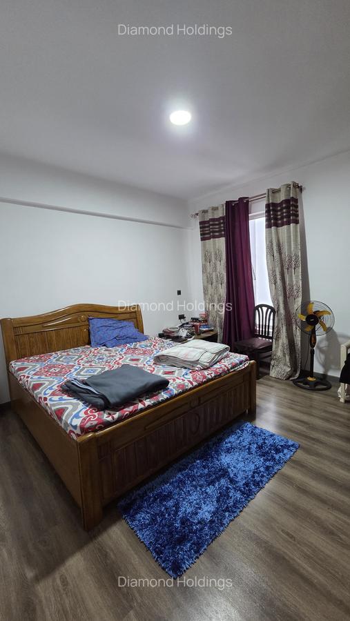 2 Bed Apartment with En Suite at Parklands - 3