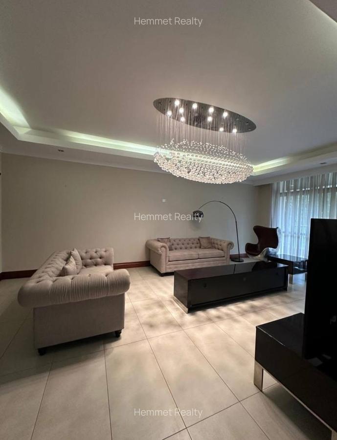 5 Bed Townhouse with En Suite in Karen - 9