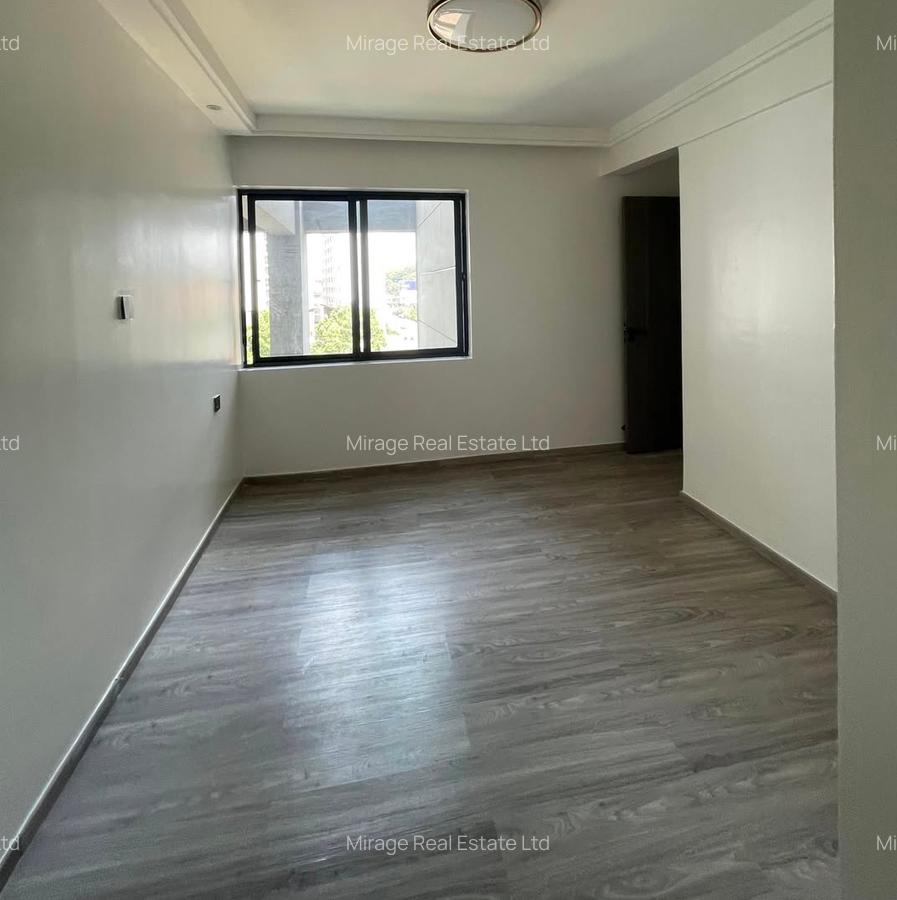 3 Bed Apartment with Swimming Pool in Kileleshwa - 4