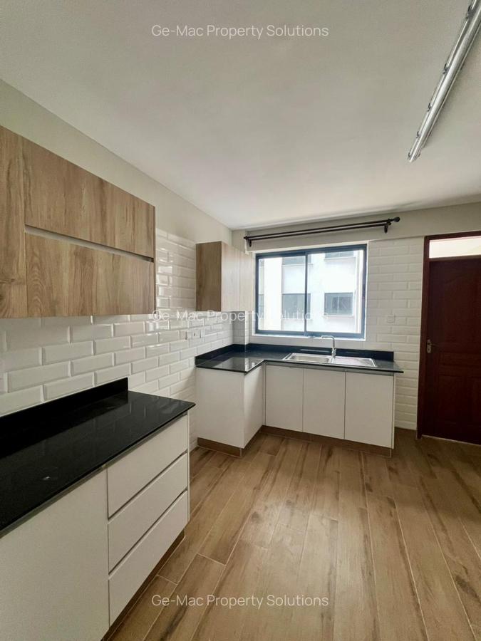 3 Bed Apartment with En Suite in Kileleshwa - 4
