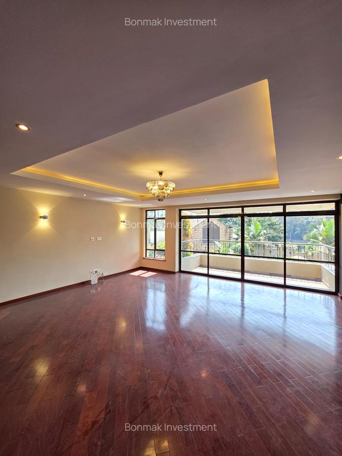 5 Bed Townhouse with En Suite at Convent Drive - 11