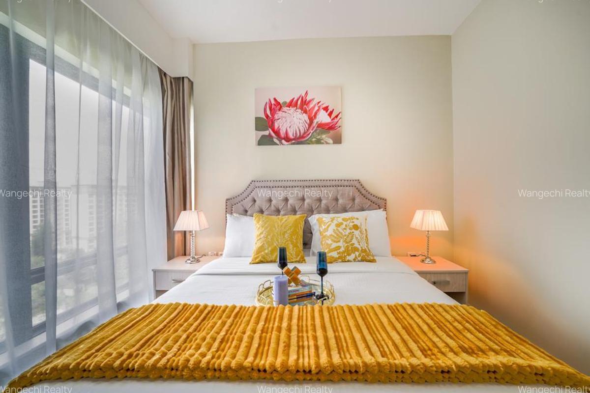 Serviced 2 Bed Apartment with En Suite at Riverside Drive - 9