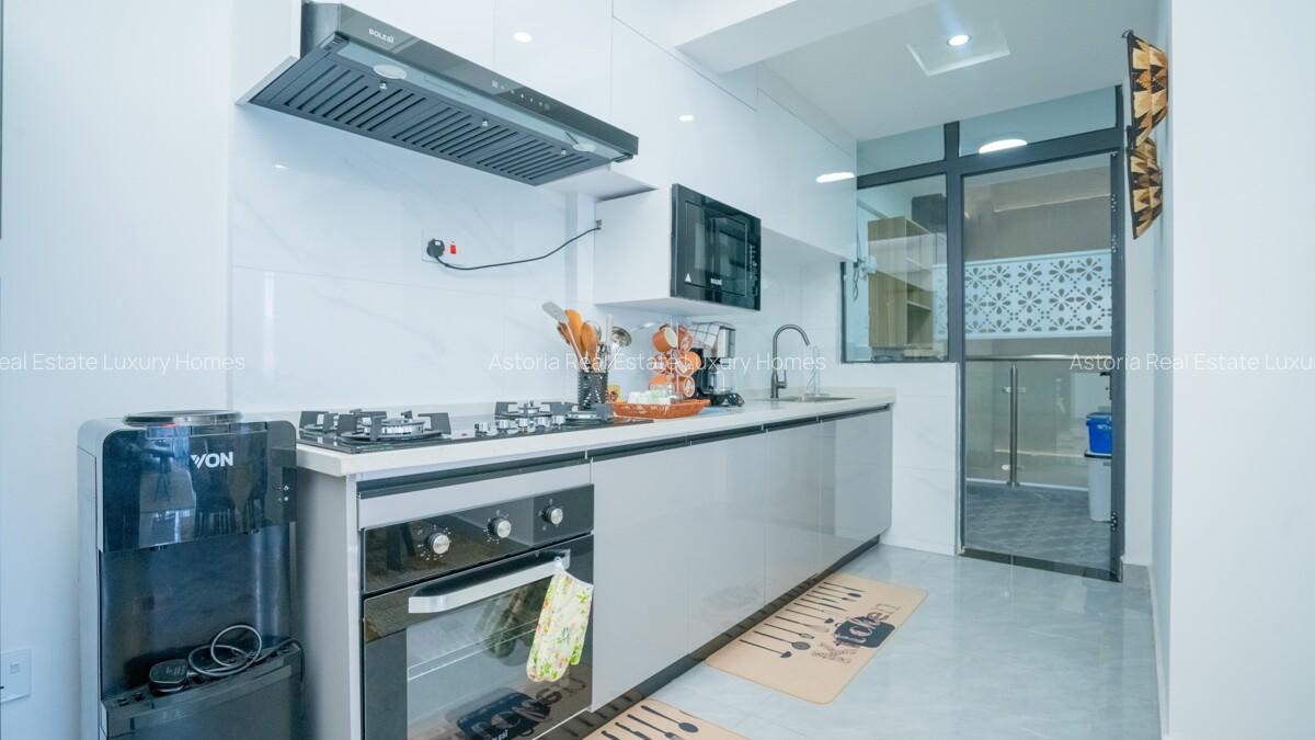 Furnished 3 Bed Apartment with En Suite at 2026-534 3 Bed - 6