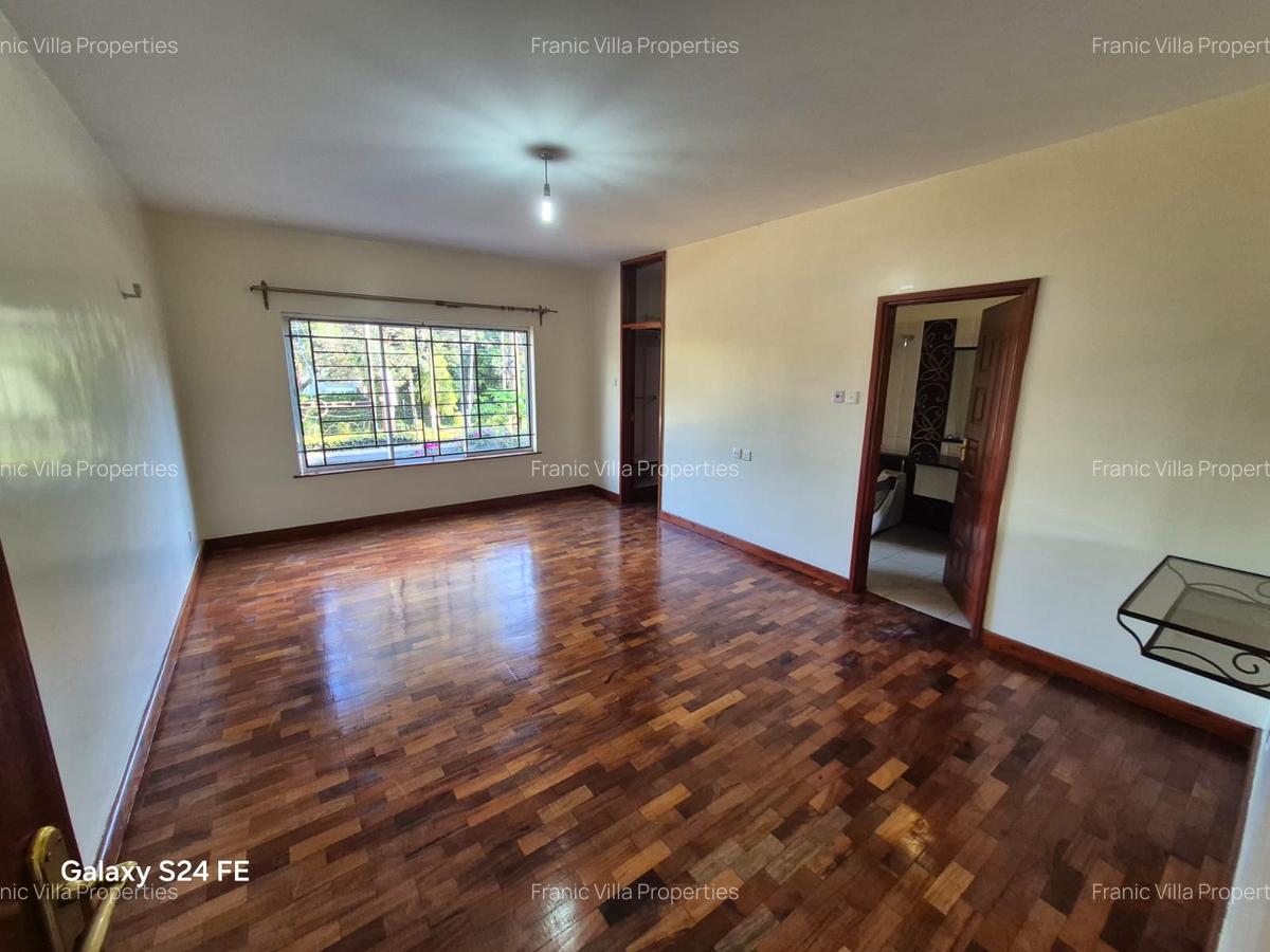 3 Bed Apartment with En Suite at Raphta Road - 18