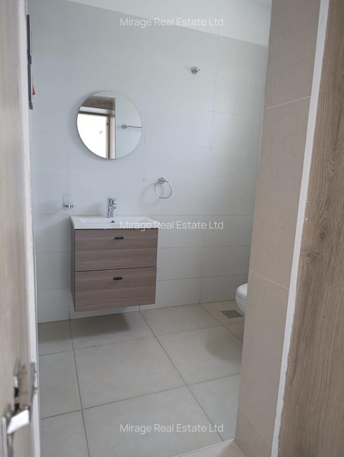 Studio Apartment with Swimming Pool in Westlands Area - 4