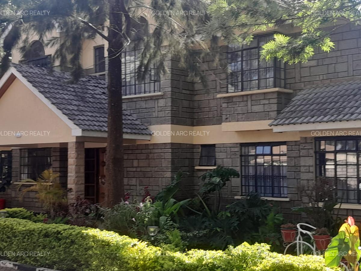 5 Bed Townhouse with En Suite in Karen - 3