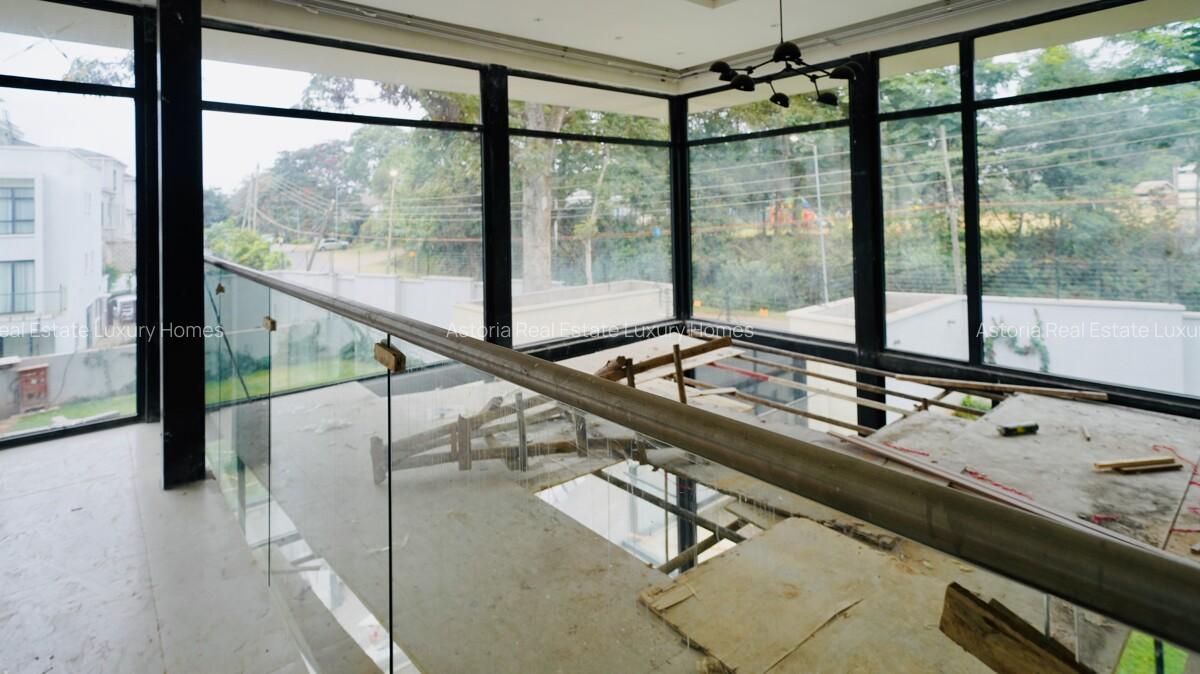 5 Bed Villa with En Suite at 2026-187 - 4