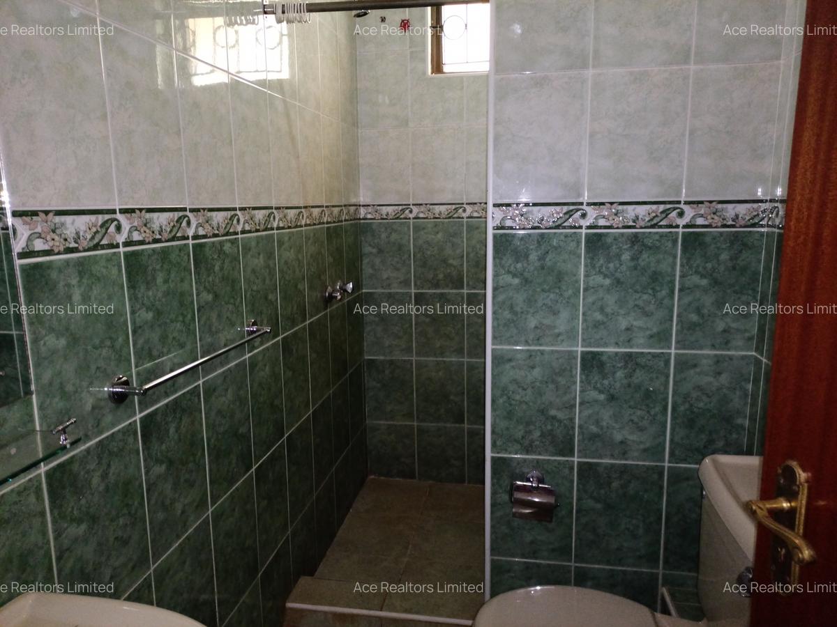 4 Bed Townhouse with En Suite at Eldama Ravine Rd - 10