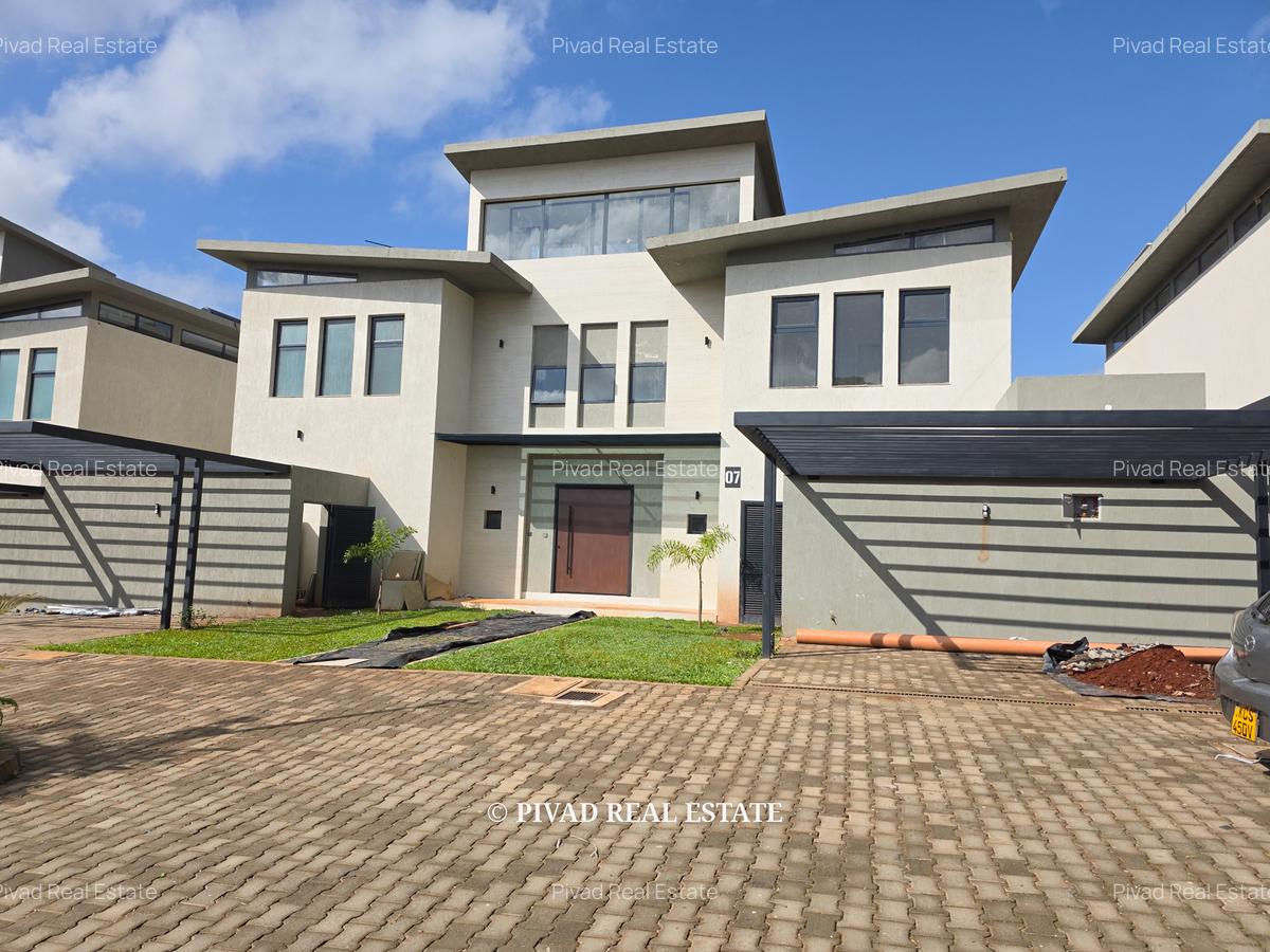 5 Bed Townhouse with Garden in Runda - 13