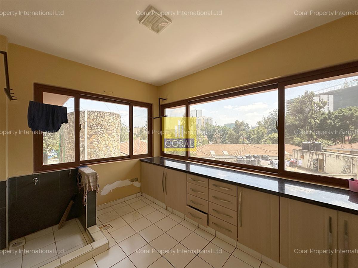 4 Bed Apartment in Parklands - 5