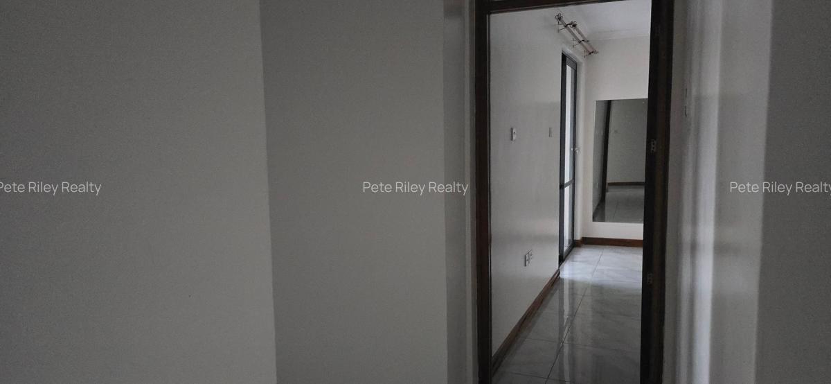2 Bed Apartment with En Suite at School Lane - 7