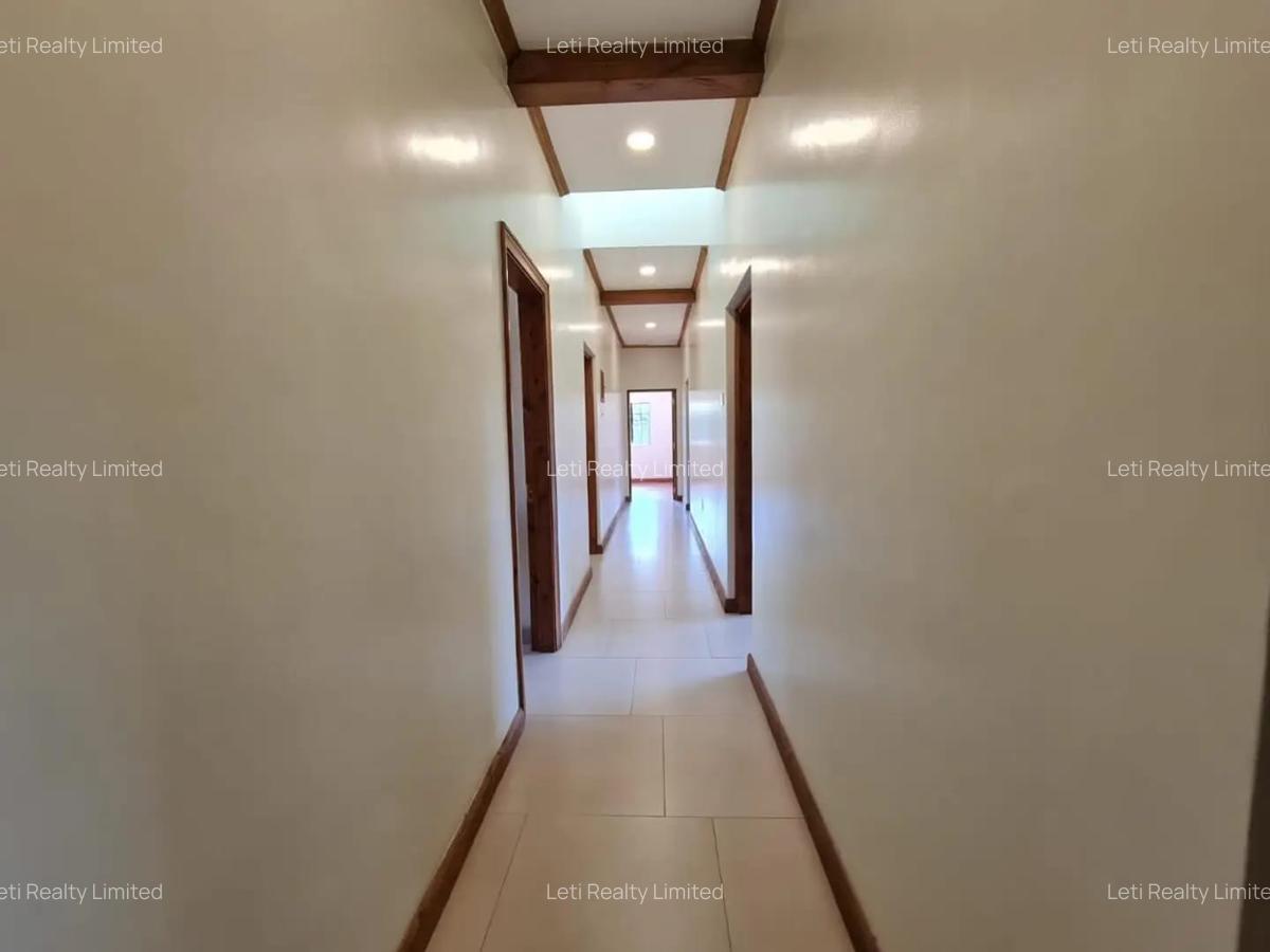 4 Bed Townhouse with En Suite in Lavington - 19