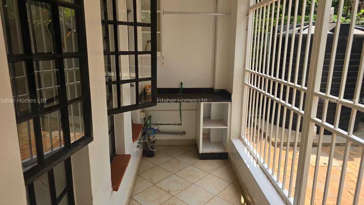 4 Bed House with En Suite in Kiambu Road - 10