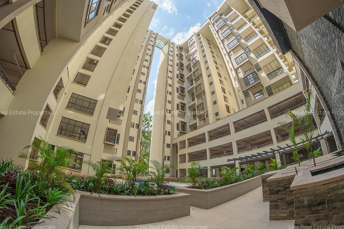 Serviced 4 Bed Apartment with En Suite in Riverside - 1