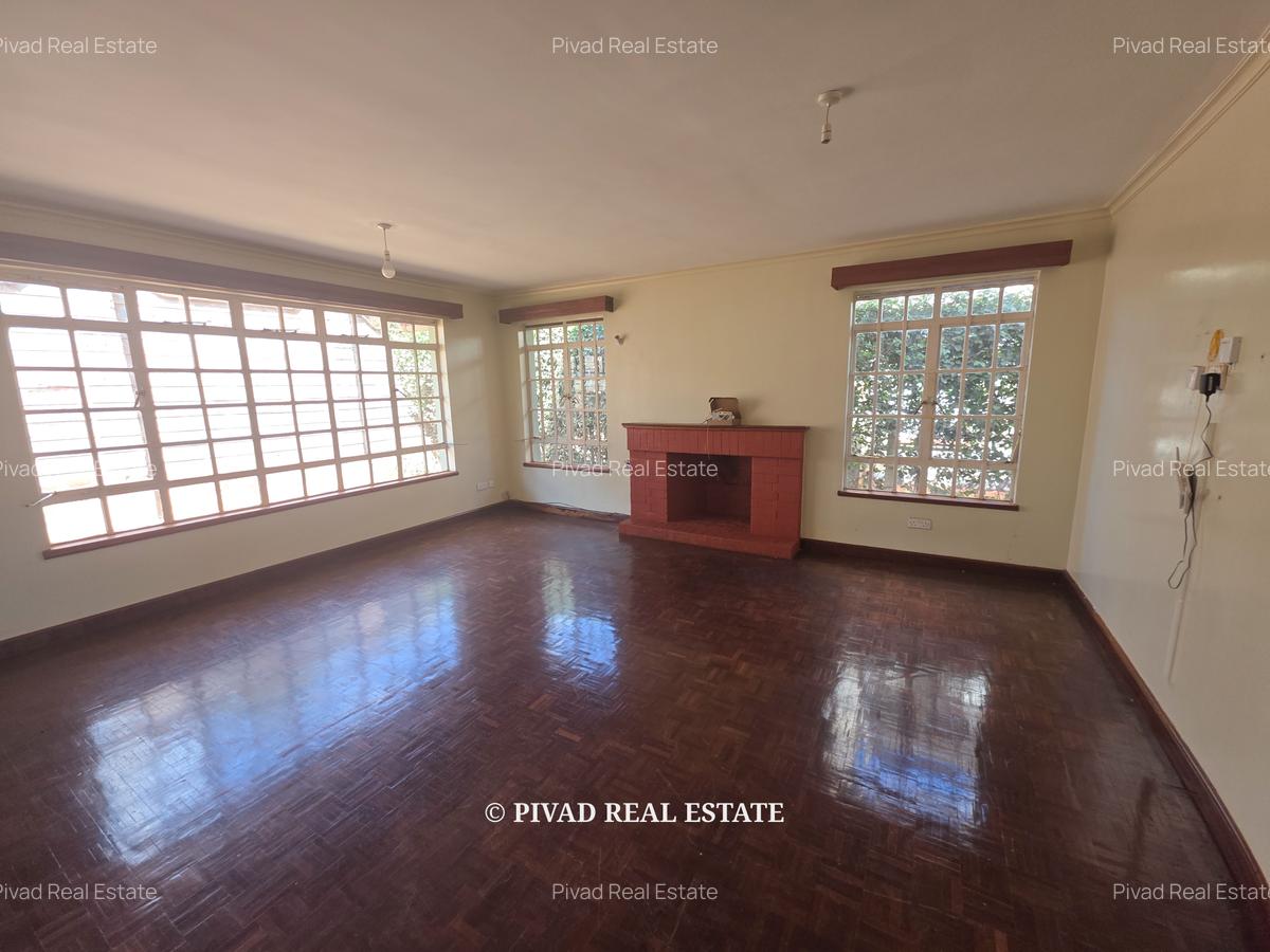 4 Bed Townhouse with Garden in Runda - 2