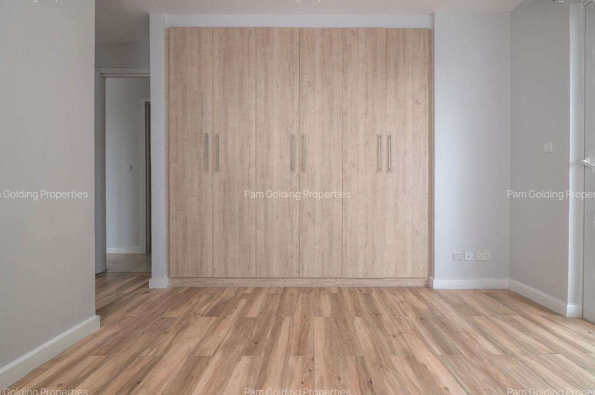 3 Bed Apartment with En Suite in Kileleshwa - 2