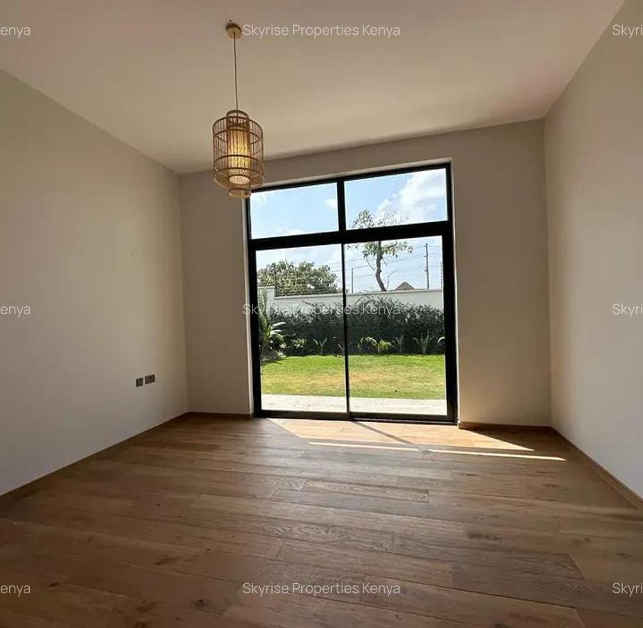 5 Bed Townhouse with En Suite in Runda - 6
