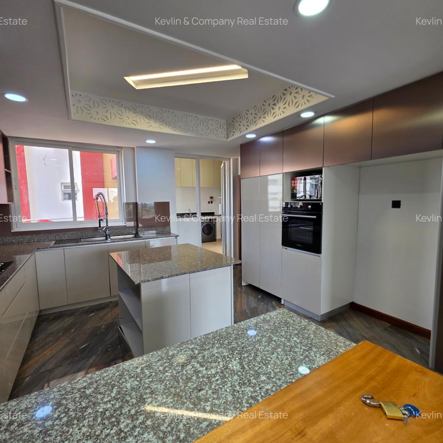 4 Bed Apartment with En Suite in General Mathenge - 9