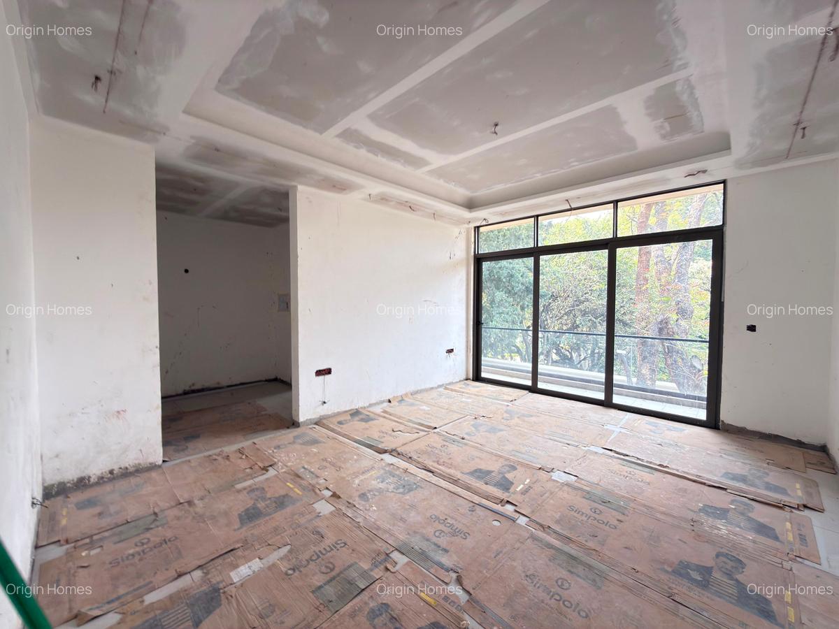 5 Bed Townhouse with En Suite at Lavington - 5