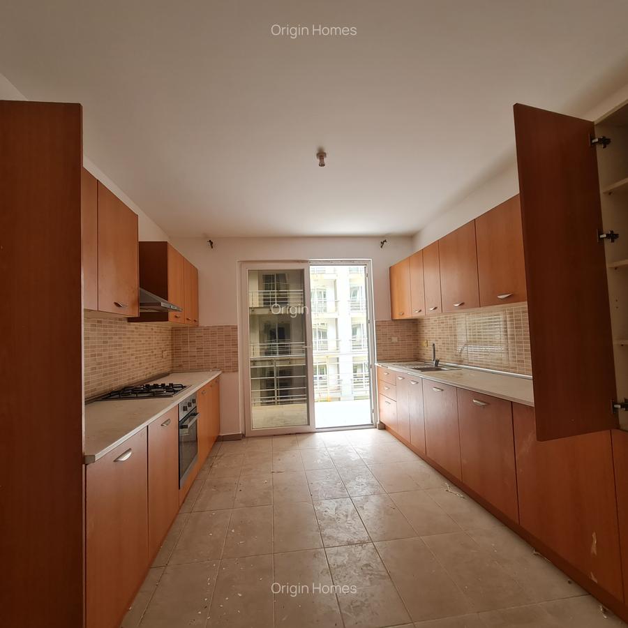 4 Bed Apartment with En Suite at Lavin - 6
