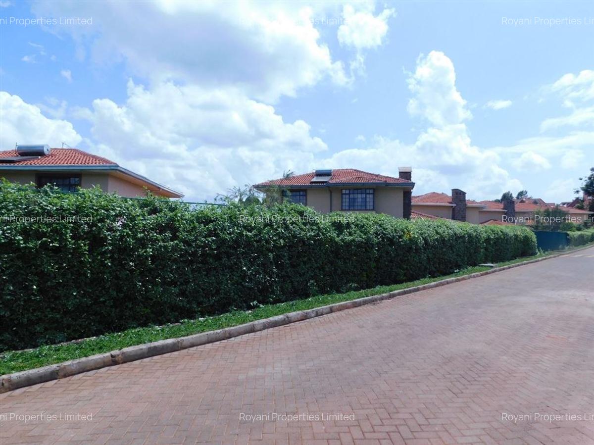 3 Bed House with En Suite at Fourways Junction Estate - 20
