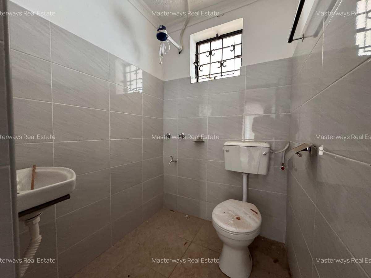 4 Bed Townhouse with En Suite in Muthaiga - 6