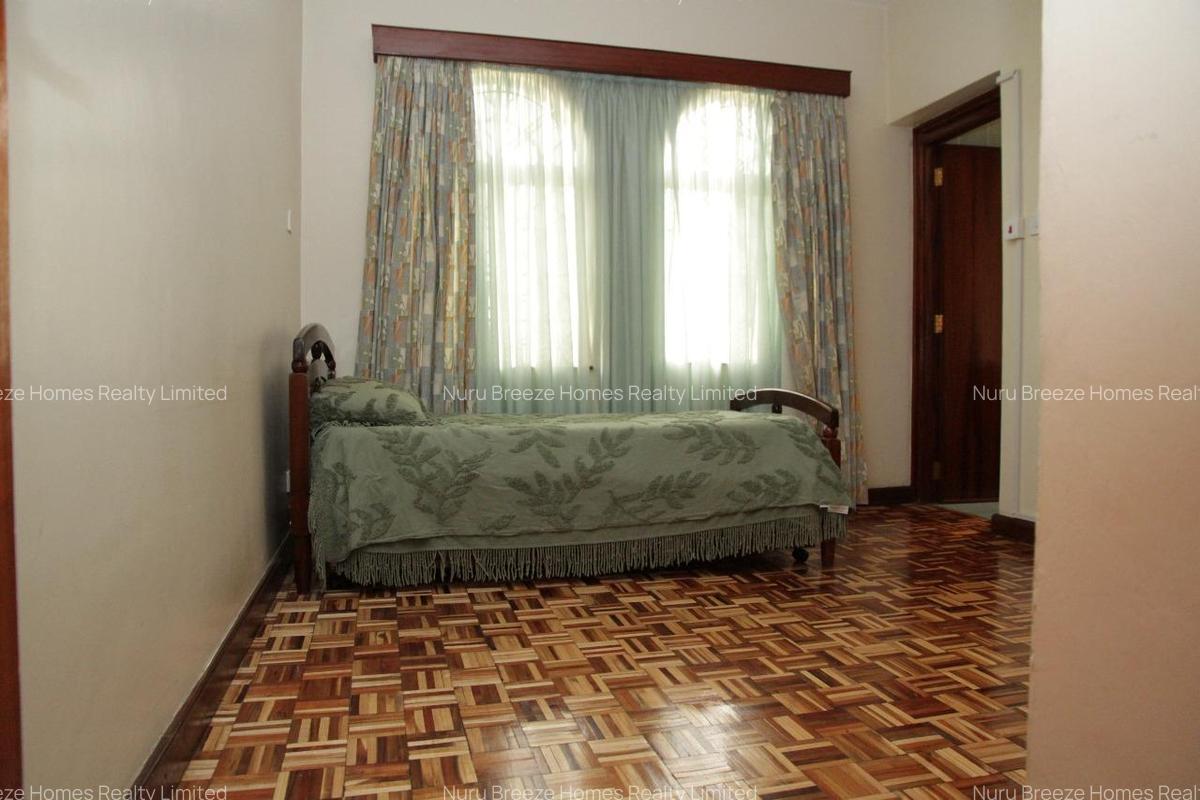 3 Bed Apartment with En Suite in Kilimani - 10