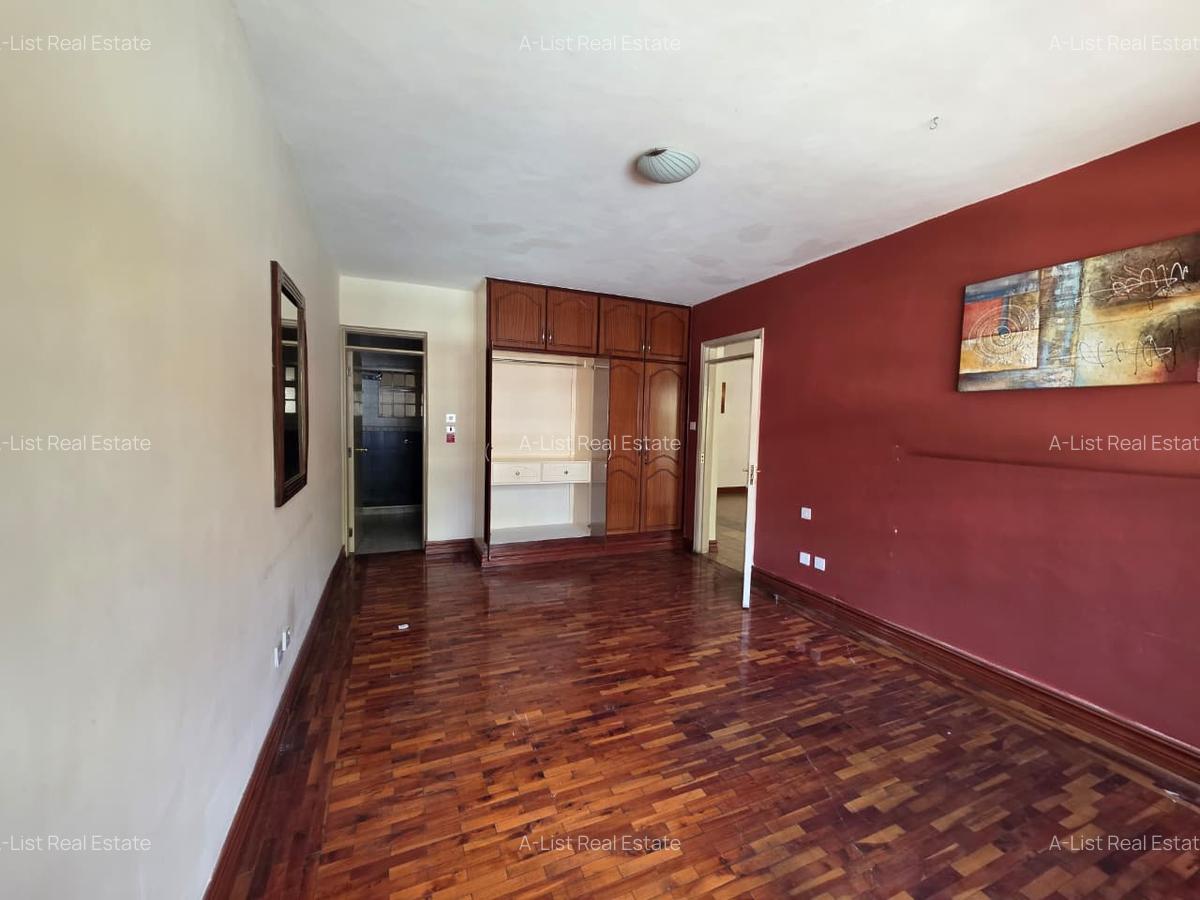 1 Bed Apartment with En Suite at Riverside Drive - 7