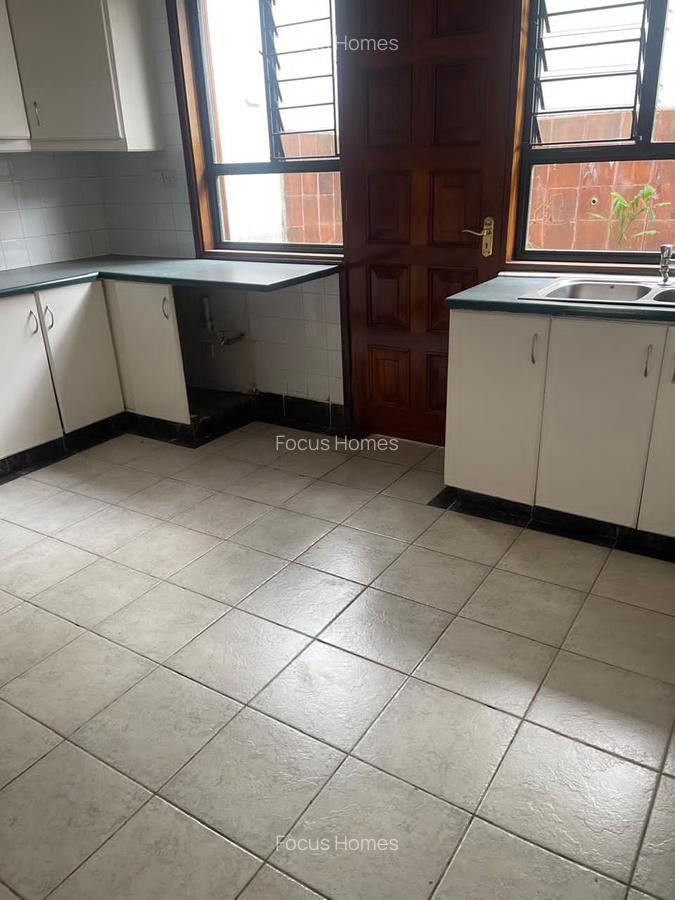 2 Bed Townhouse with En Suite in Kileleshwa - 8