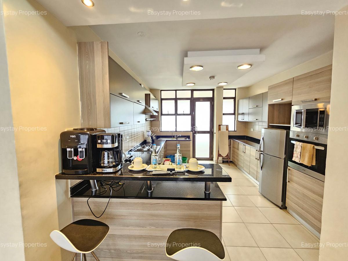 Serviced 2 Bed Apartment with En Suite in Kilimani - 2