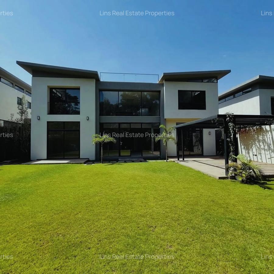 5 Bed Townhouse with En Suite in Runda - 7