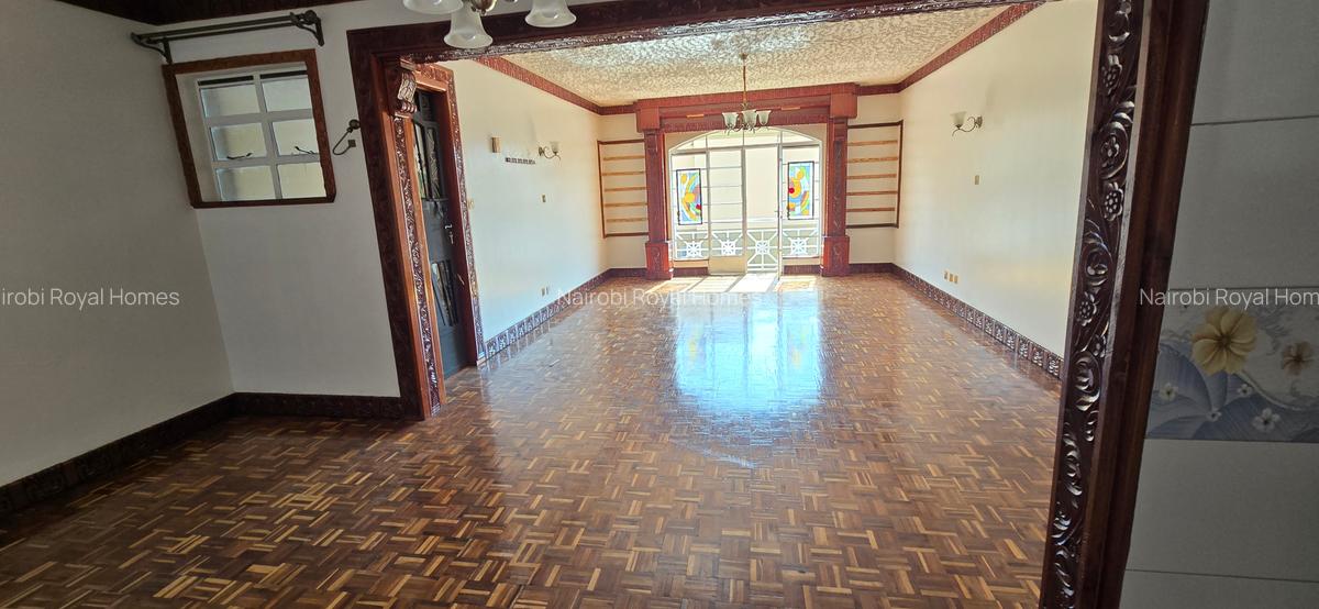 3 Bed Apartment with En Suite at Riverside Drive - 14
