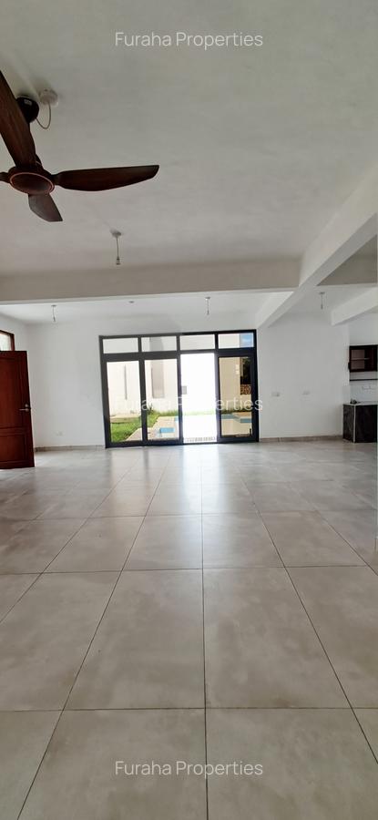 3 Bed Townhouse with En Suite at Malindi - 3