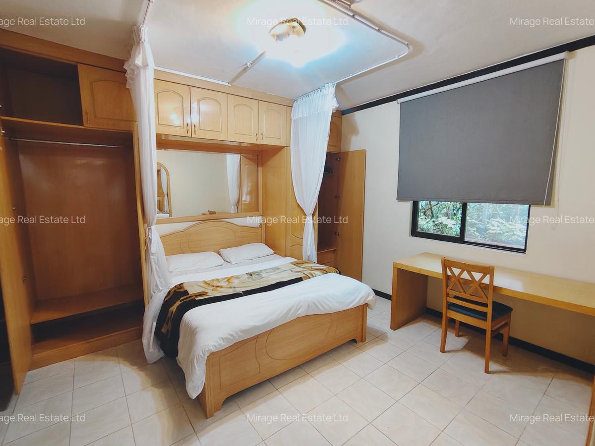 1 Bed House with Swimming Pool in Riverside - 9