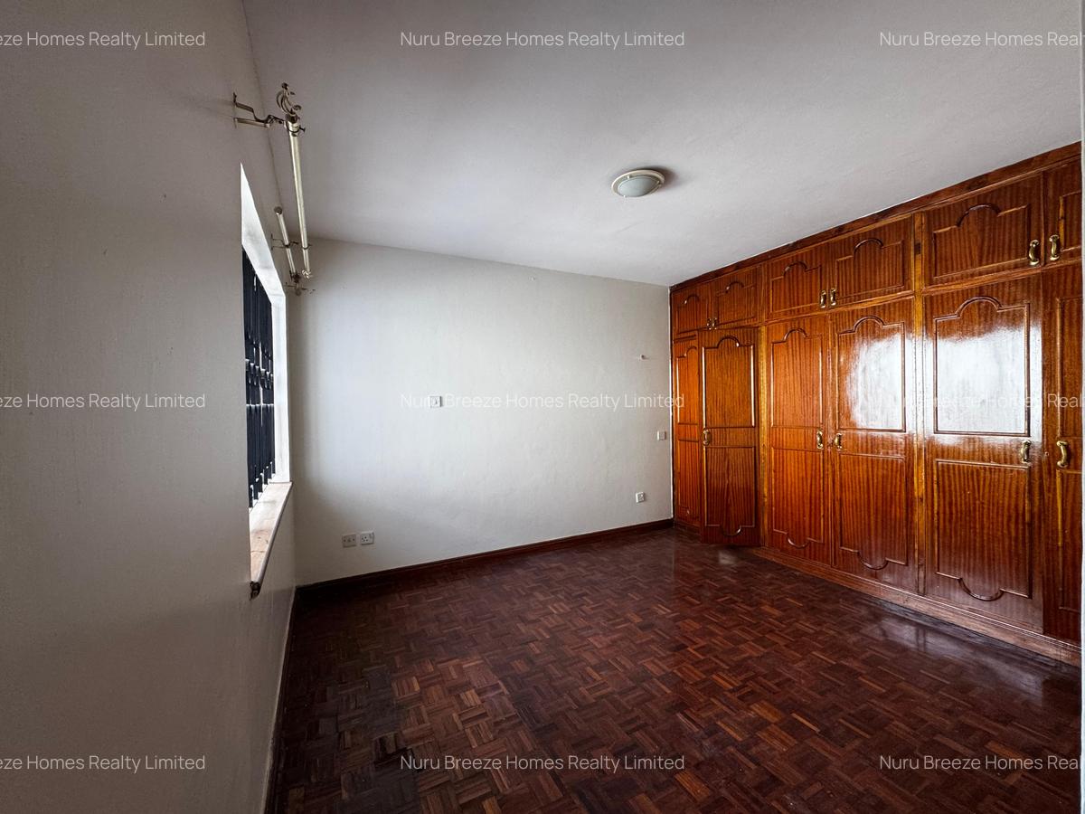 4 Bed Townhouse with En Suite in Runda - 6