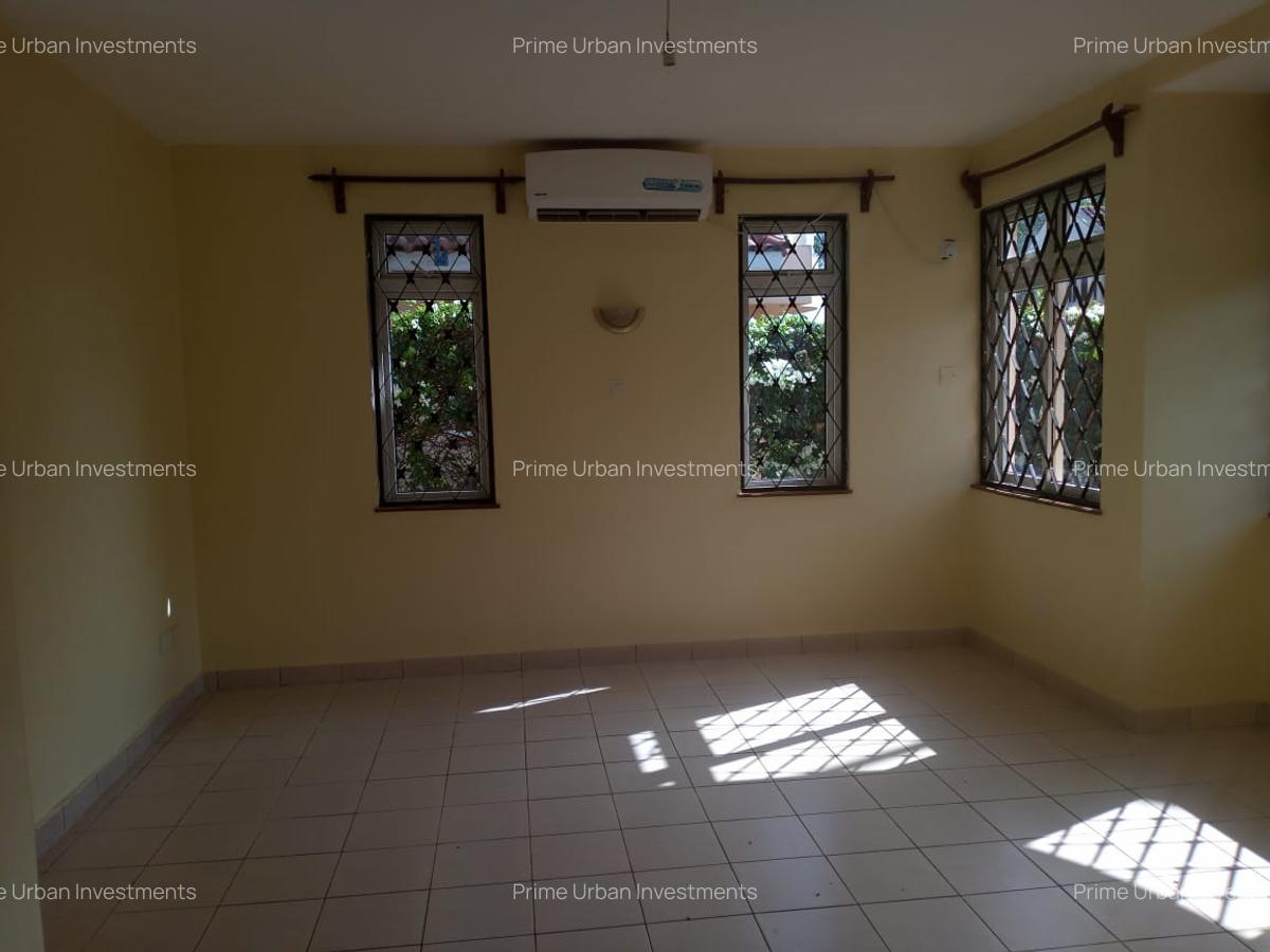 4 Bed Townhouse with En Suite in Mtwapa - 13