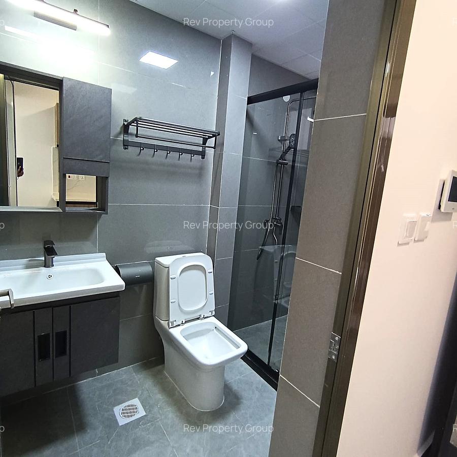 1 Bed Apartment with Gym in Riverside - 6