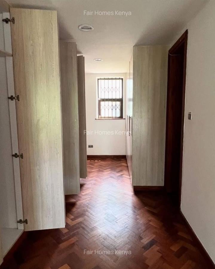 5 Bed Townhouse with En Suite at Mzima Springs - 5