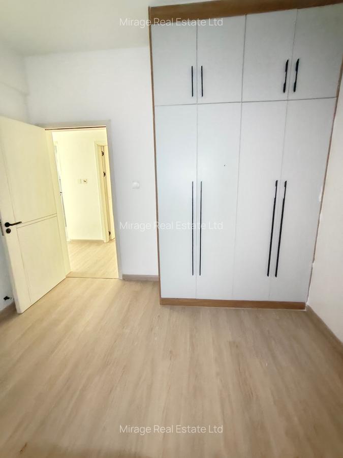 3 Bed Apartment with Staff Quarters in Parklands - 11