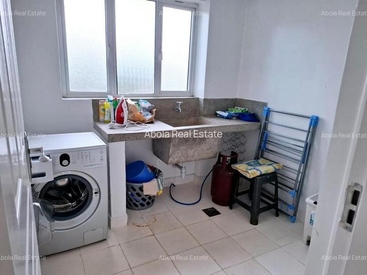 Serviced 2 Bed Apartment with En Suite in Westlands Area - 10