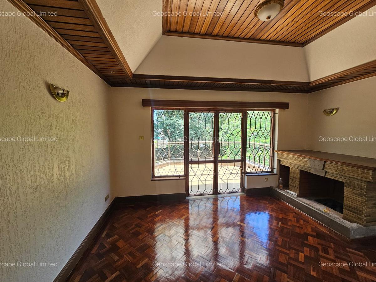 4 Bed House with En Suite in Runda - 8