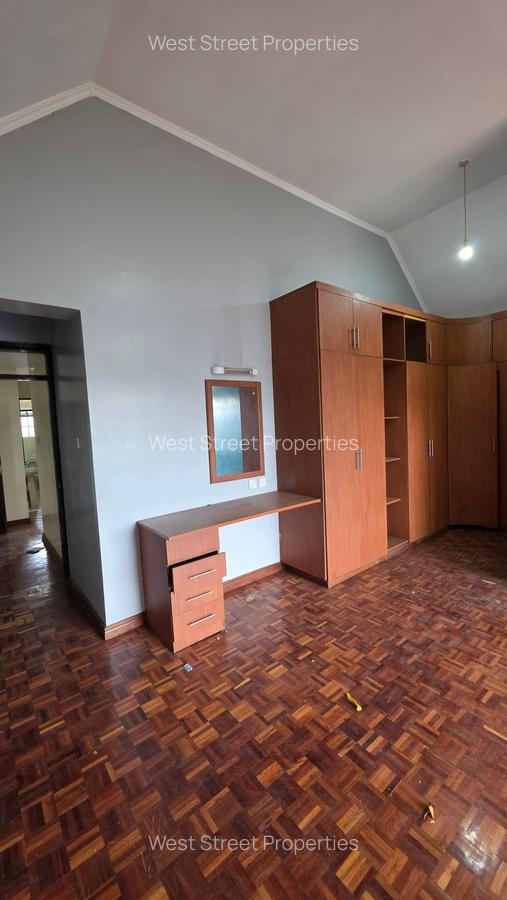 3 Bed Apartment with Staff Quarters at Lavington - 10