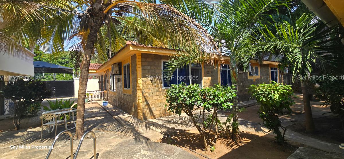 3 Bed House with En Suite at Mtwapa - 6