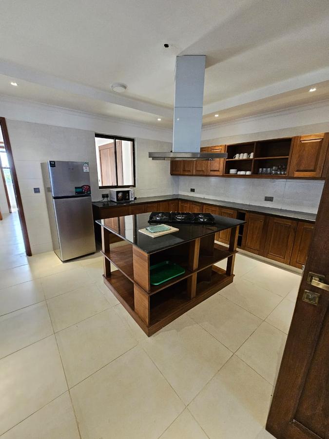 3 Bed Apartment with En Suite at Nyali - 16