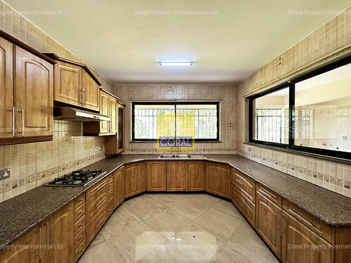 4 Bed Townhouse with Swimming Pool in Westlands Area - 3