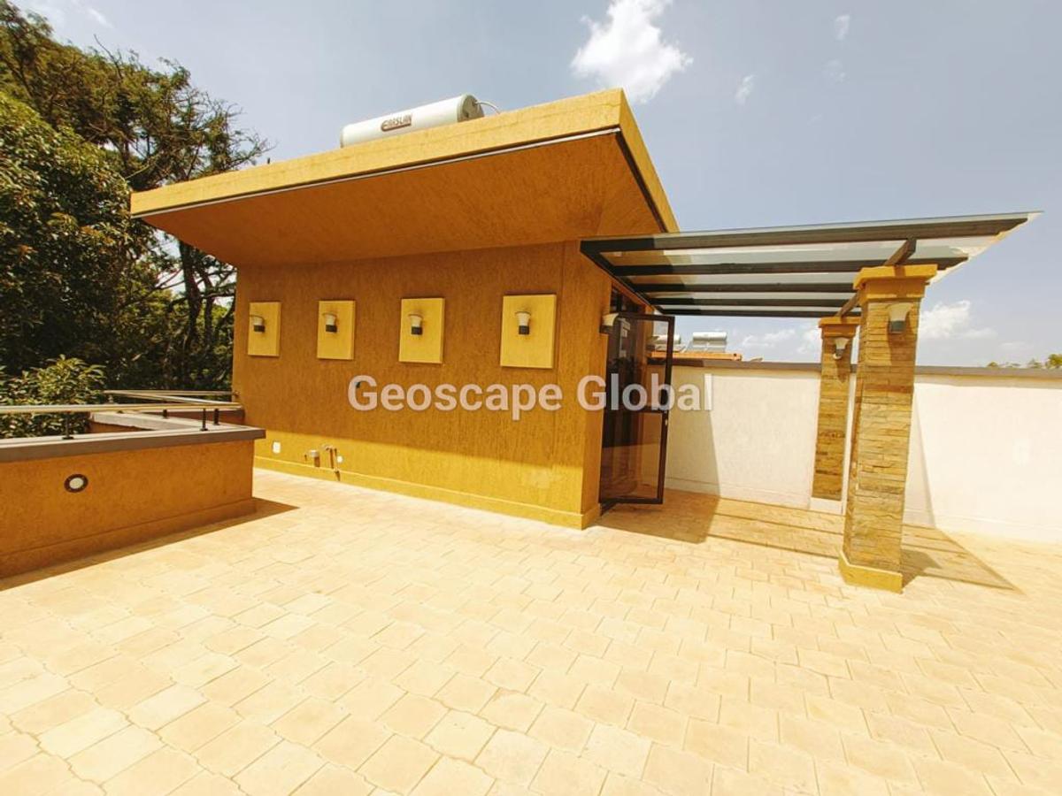 5 Bed Townhouse with En Suite in Lavington - 15